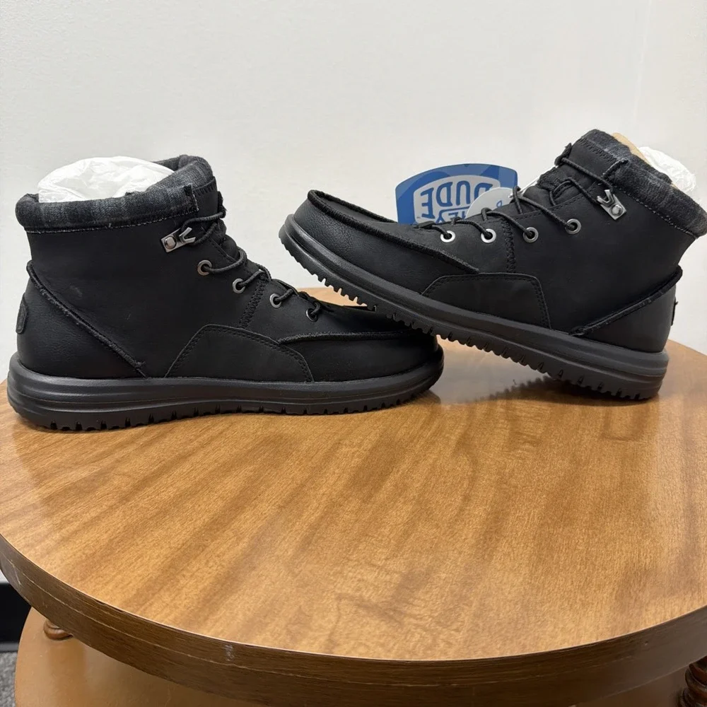 Hey Dude Men's Bradley Classic Boots Lightweight and flexible, Black/Black Sz 11